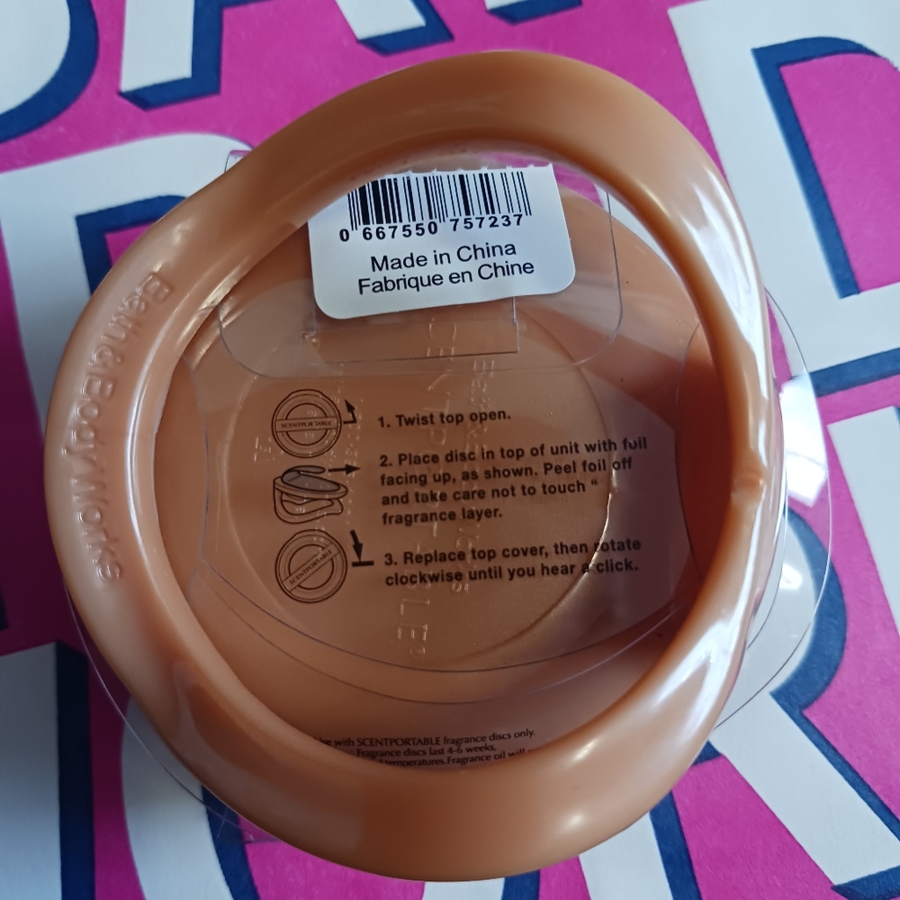 Bath and Body Works Donut Car Fragrance Visor clip - Picture 4 of 4